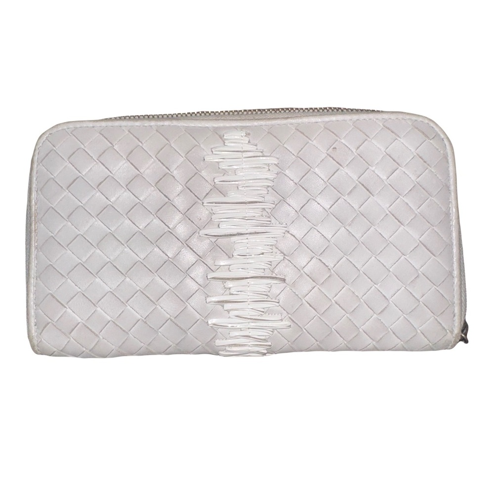 Vintage Authentic White Bottega Veneta Wallet